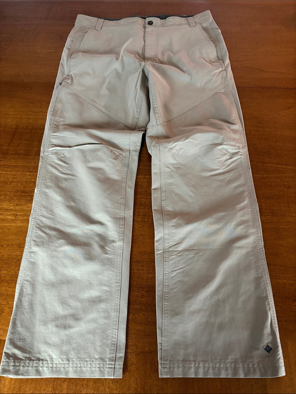 Columbia Beige Men’s Hiking Pants